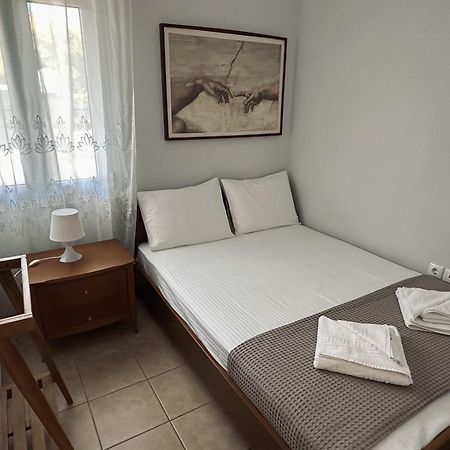 Anna Rooms Nea Vrasna Bagian luar foto