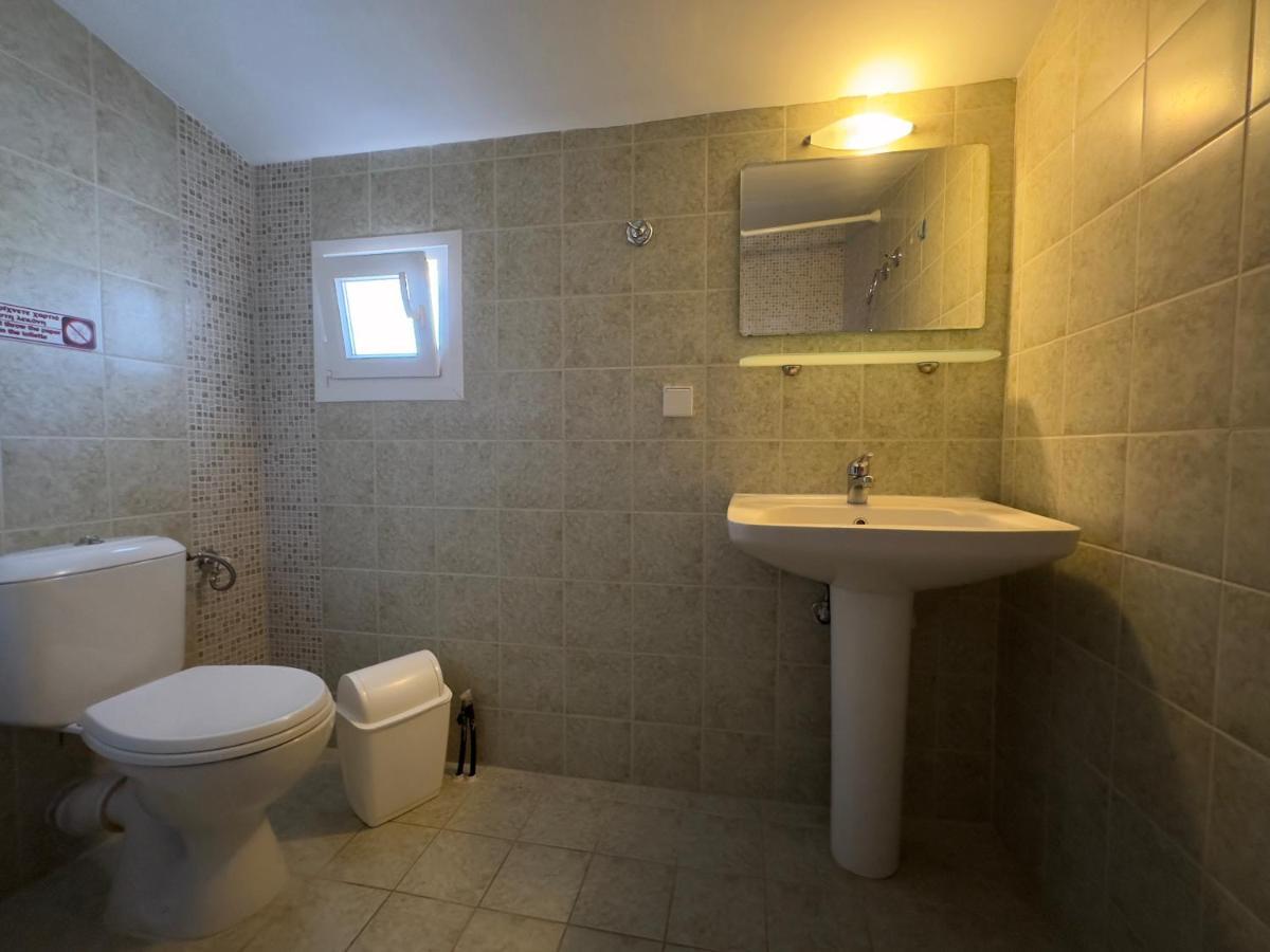 Anna Rooms Nea Vrasna Bagian luar foto