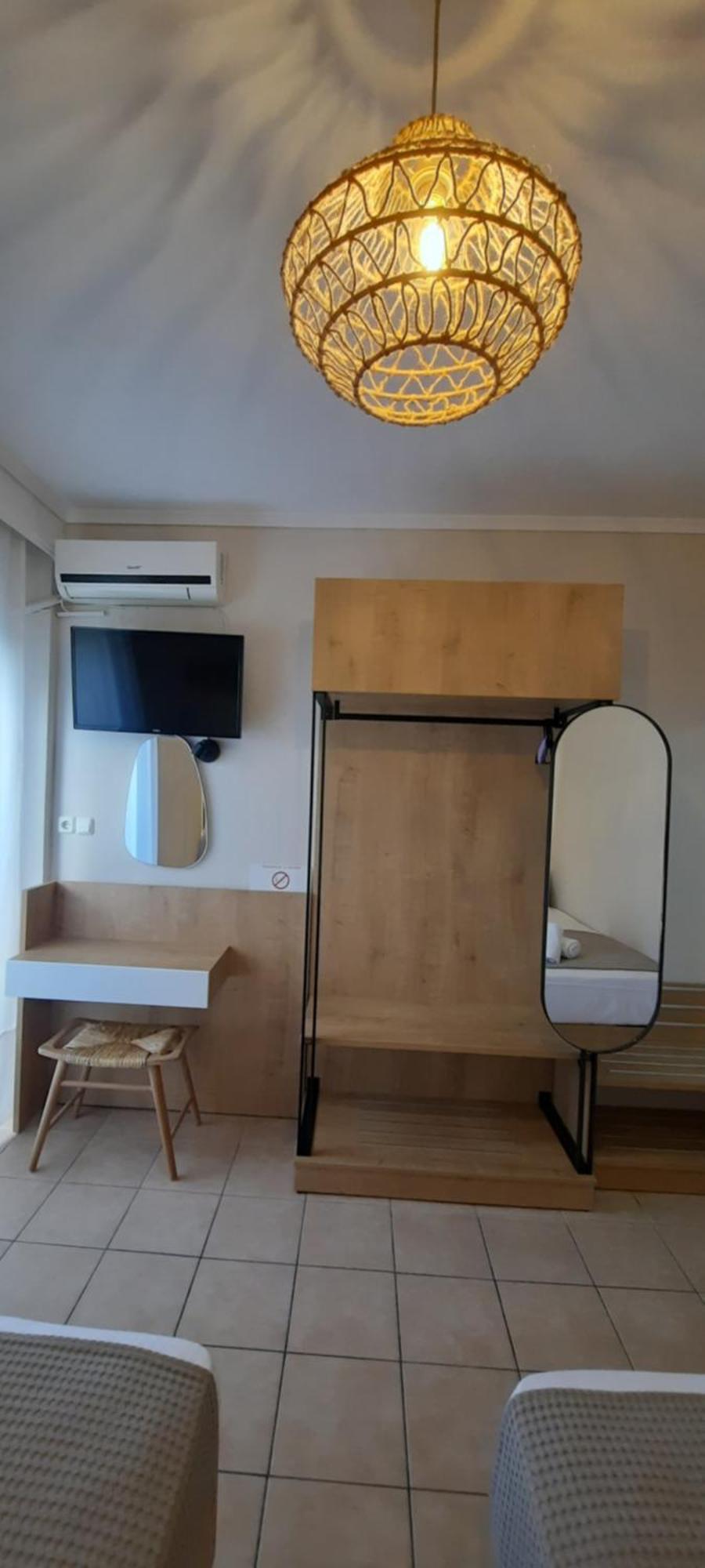 Anna Rooms Nea Vrasna Bagian luar foto