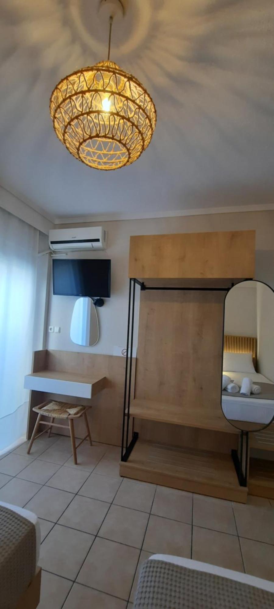 Anna Rooms Nea Vrasna Bagian luar foto