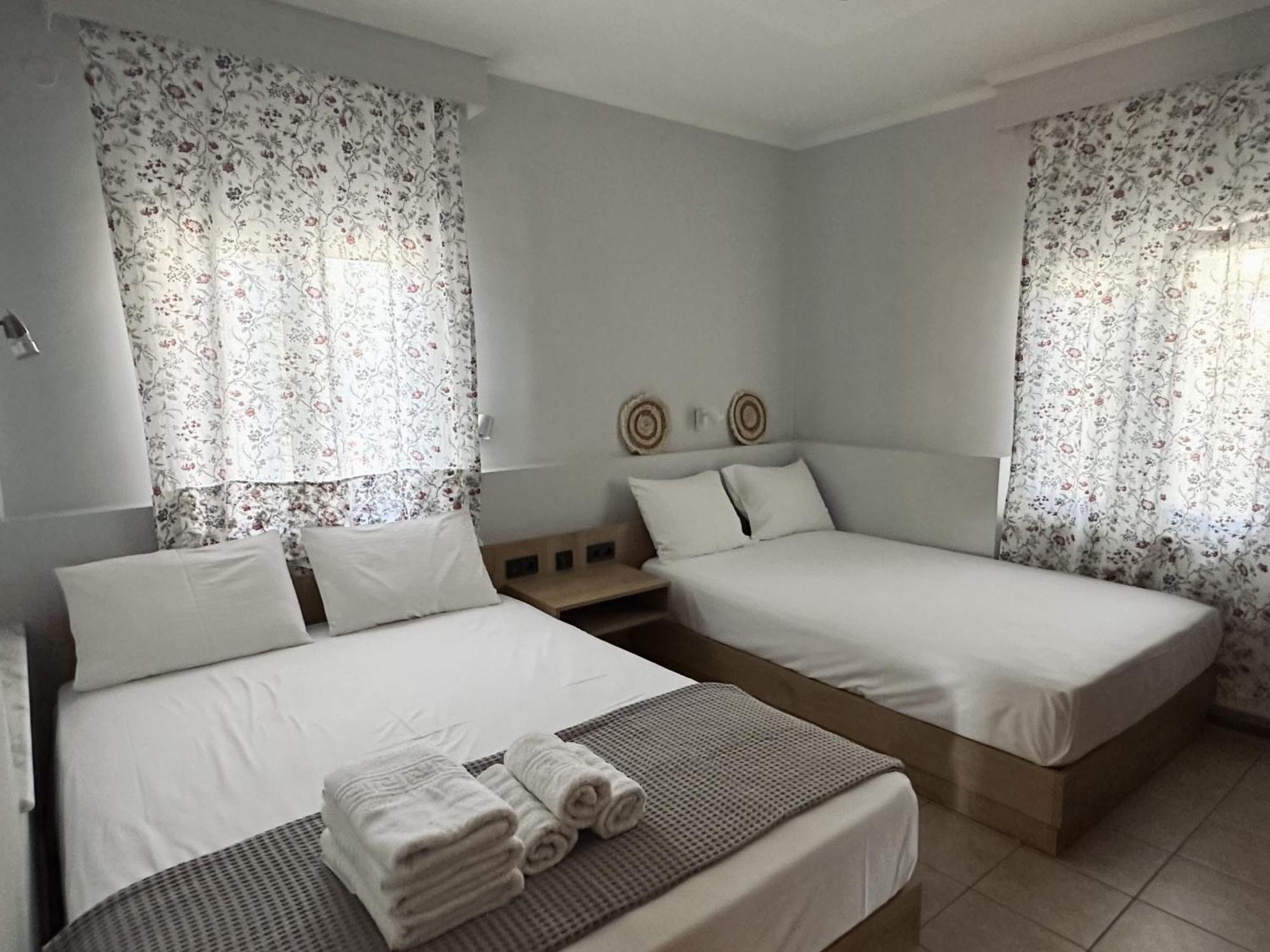 Anna Rooms Nea Vrasna Bagian luar foto